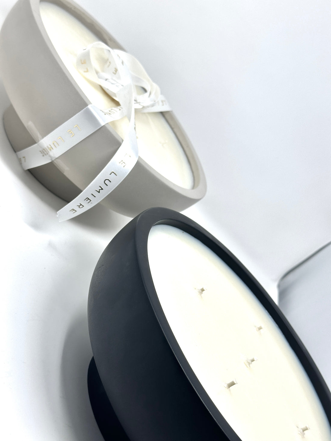 Aura Concrete Candle